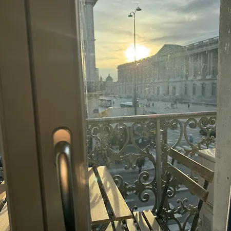 Appartamento Parisien - Balcon Face Au Louvre