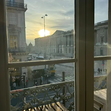 Apartment Parisien - Balcon Face Au Louvre Paris